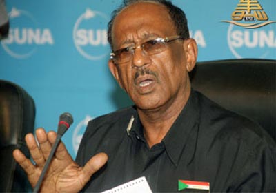 الفريق محمد أحمد عرديب قائد حرس سلفاكير لمدة 16 عام